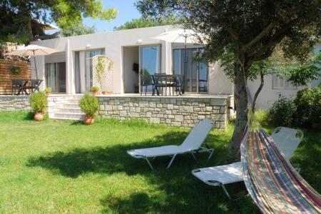 Galini Apartment'S-Suites Skaloti Exterior photo