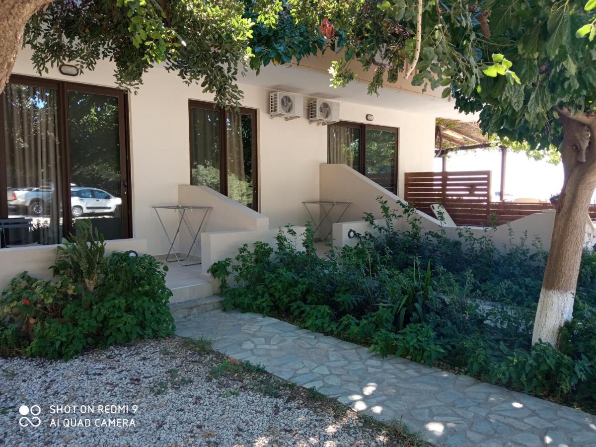 Galini Apartment'S-Suites Skaloti Exterior photo